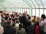 Bambini delle scuole in visita